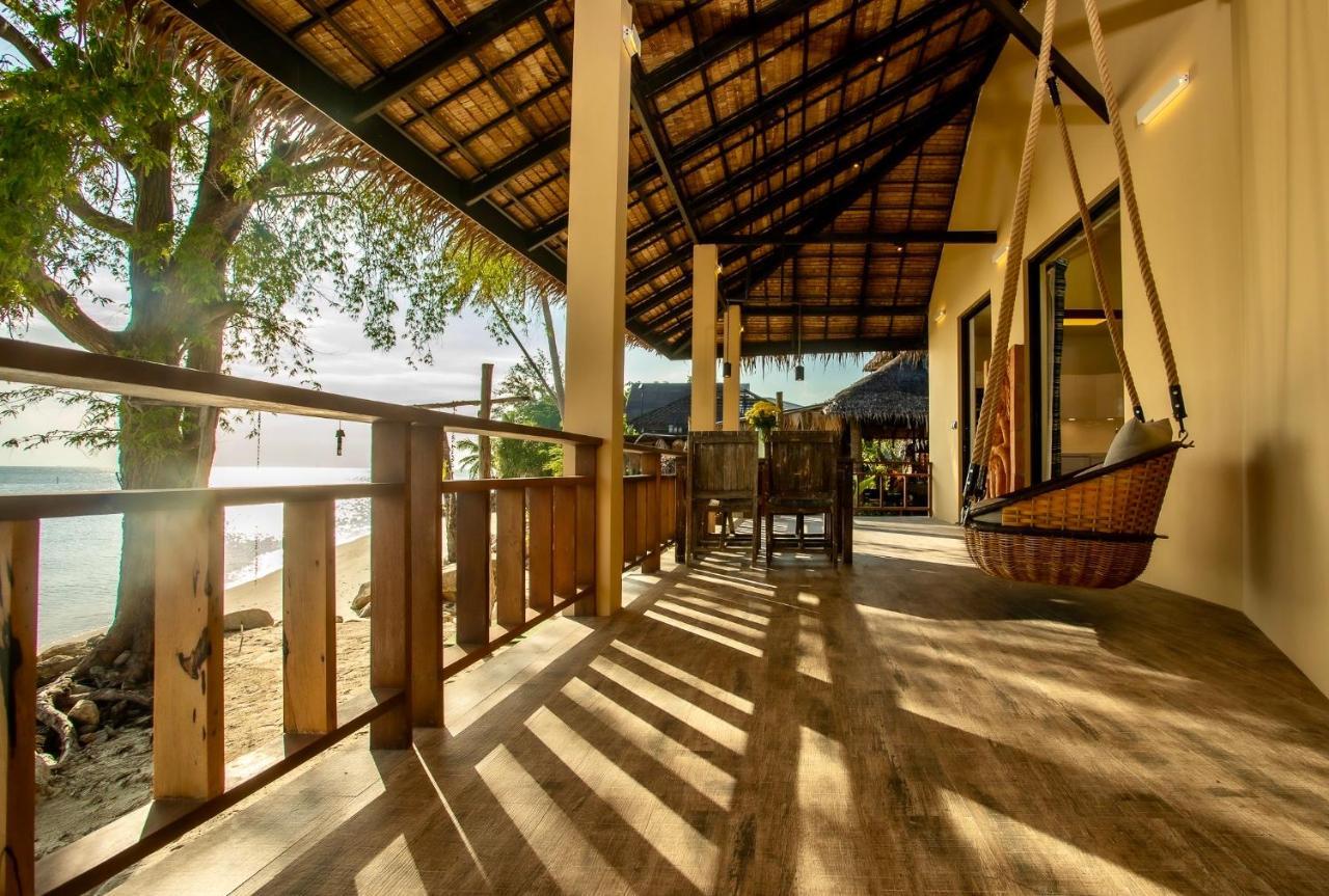 Absolute Beachfront Villas Baan Tai Exterior foto