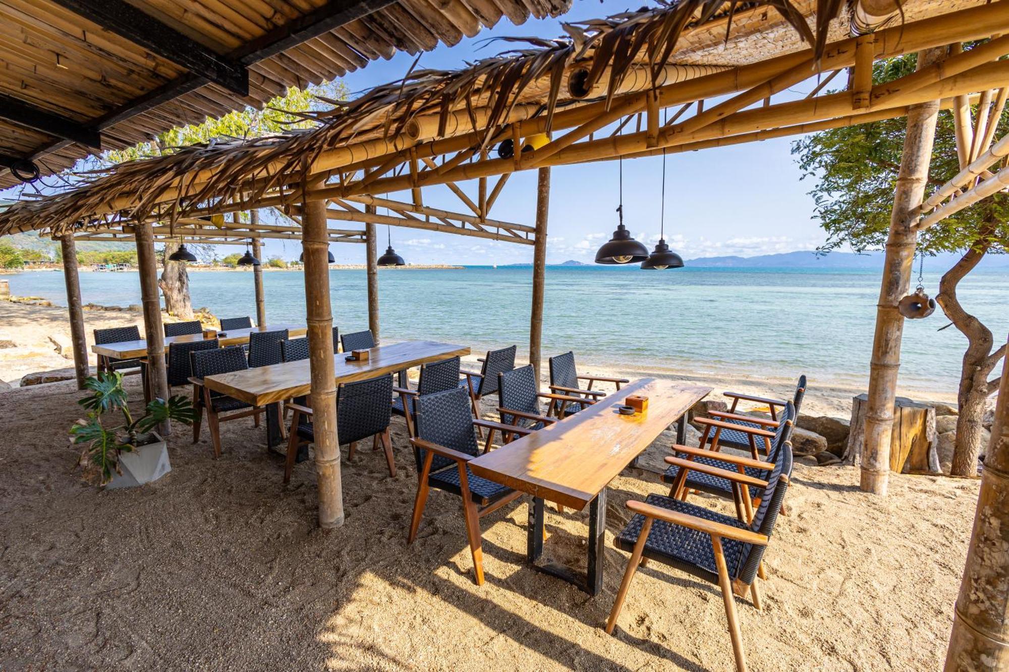 Absolute Beachfront Villas Baan Tai Exterior foto