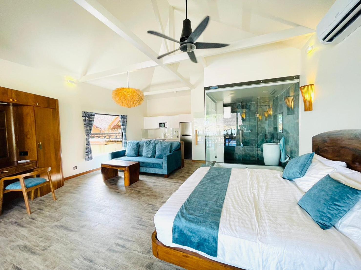 Absolute Beachfront Villas Baan Tai Habitación foto